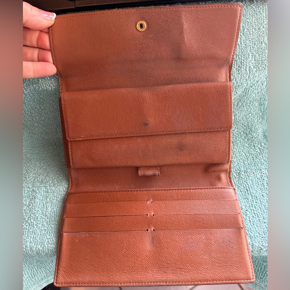 SOLD ✔️ Authentic Louis Vuitton monogram international Trifold wallet - Picture 3 of 12